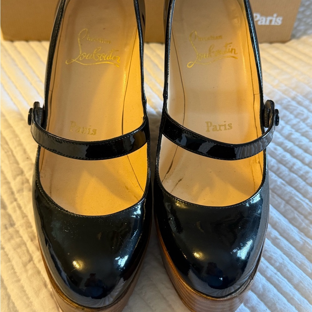 Christian Louboutin Black Patent Mary Jane Wedge Pumps with Wood-Effect Platform - Picture 8 of 10